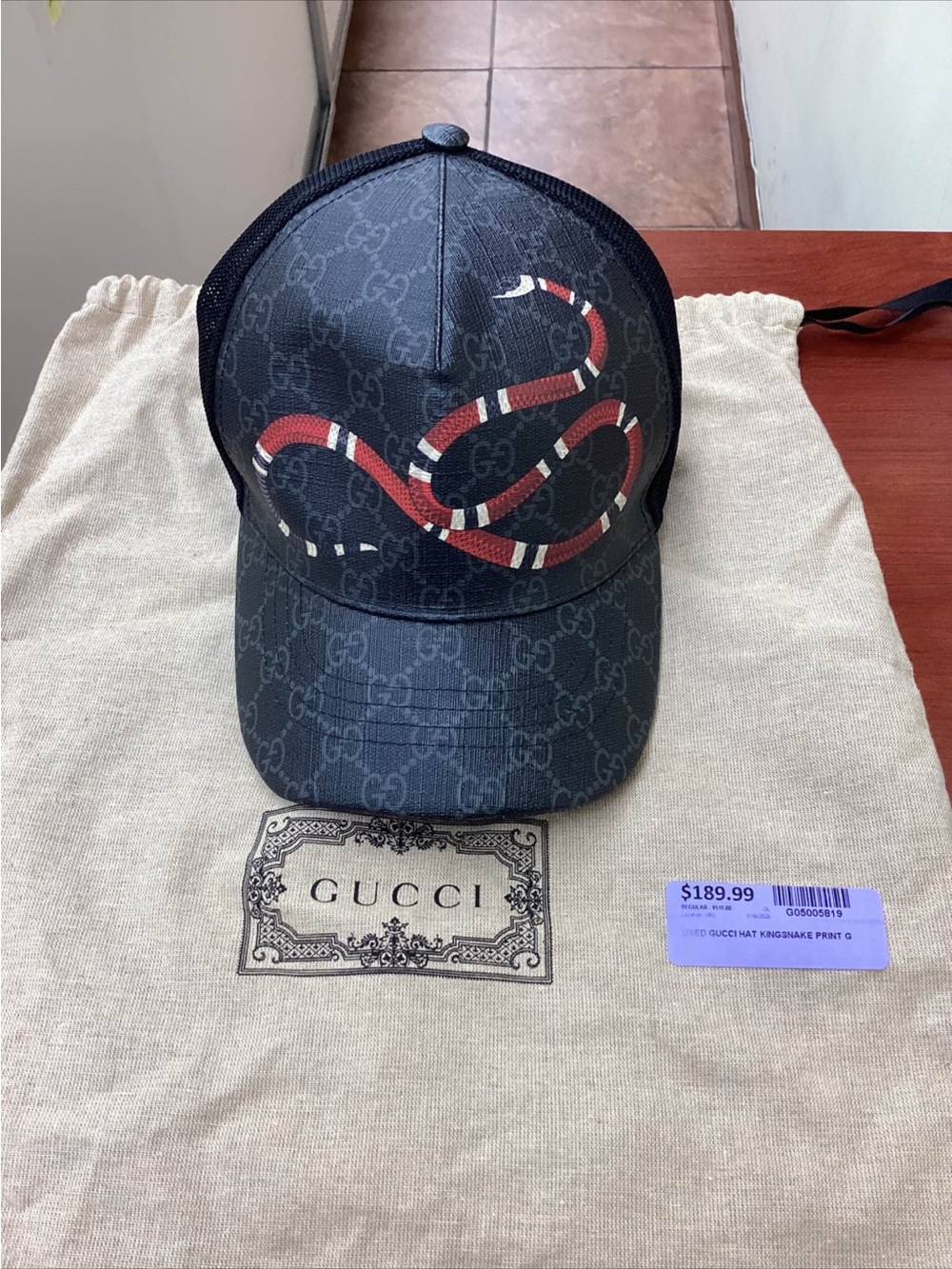 Gucci Baseball Hat with dust bag worn once